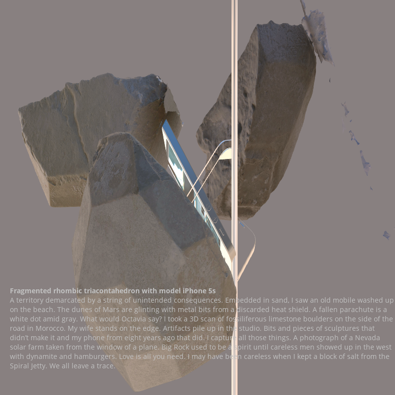 Fragmented triacontahedron with iPhone 5s #56 static NFT preview
